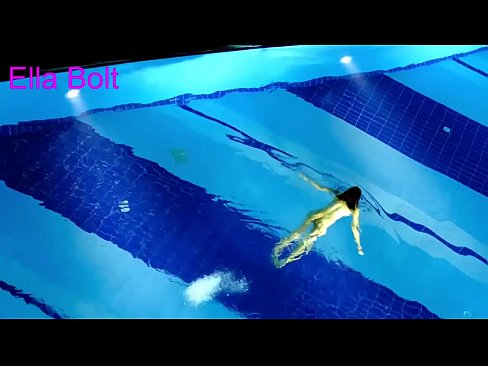 ❤️ İzlemeden duramıyorum, genç sarışın ELLA BOLT resort havuzunda çıplak yüzerken yakalandı ❤ Seks videosu pornoda tr.porno24-7.ru